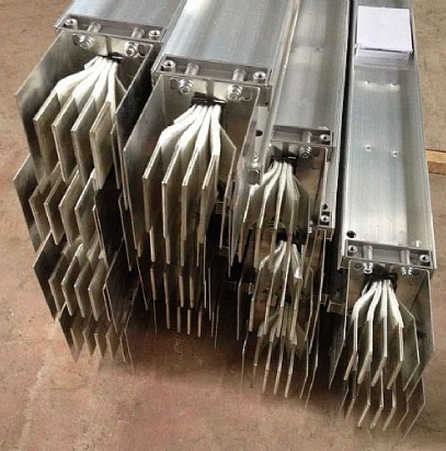 在購(gòu)買封閉母線槽時(shí)要考慮哪些因素