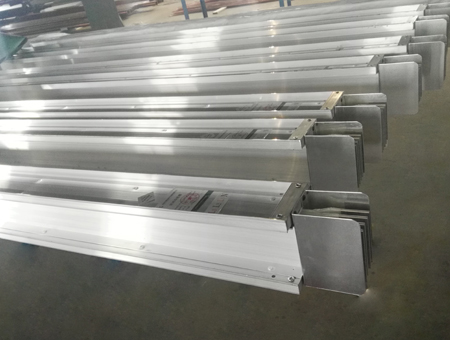 空氣式封閉母線槽與電纜有什么區(qū)別？